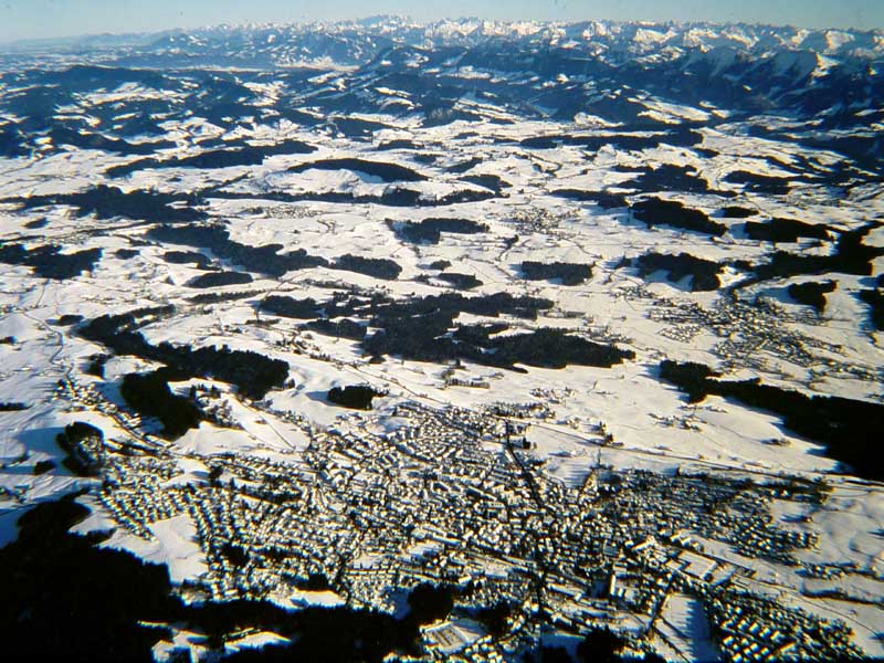 winterLindeberg Westallgaeuer Alpen und Zugspitze