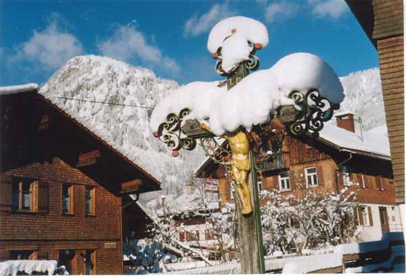 Helmut Schwank - Flurkreuze und Bildstöcke / Wegkreuz Bad Oberdorf